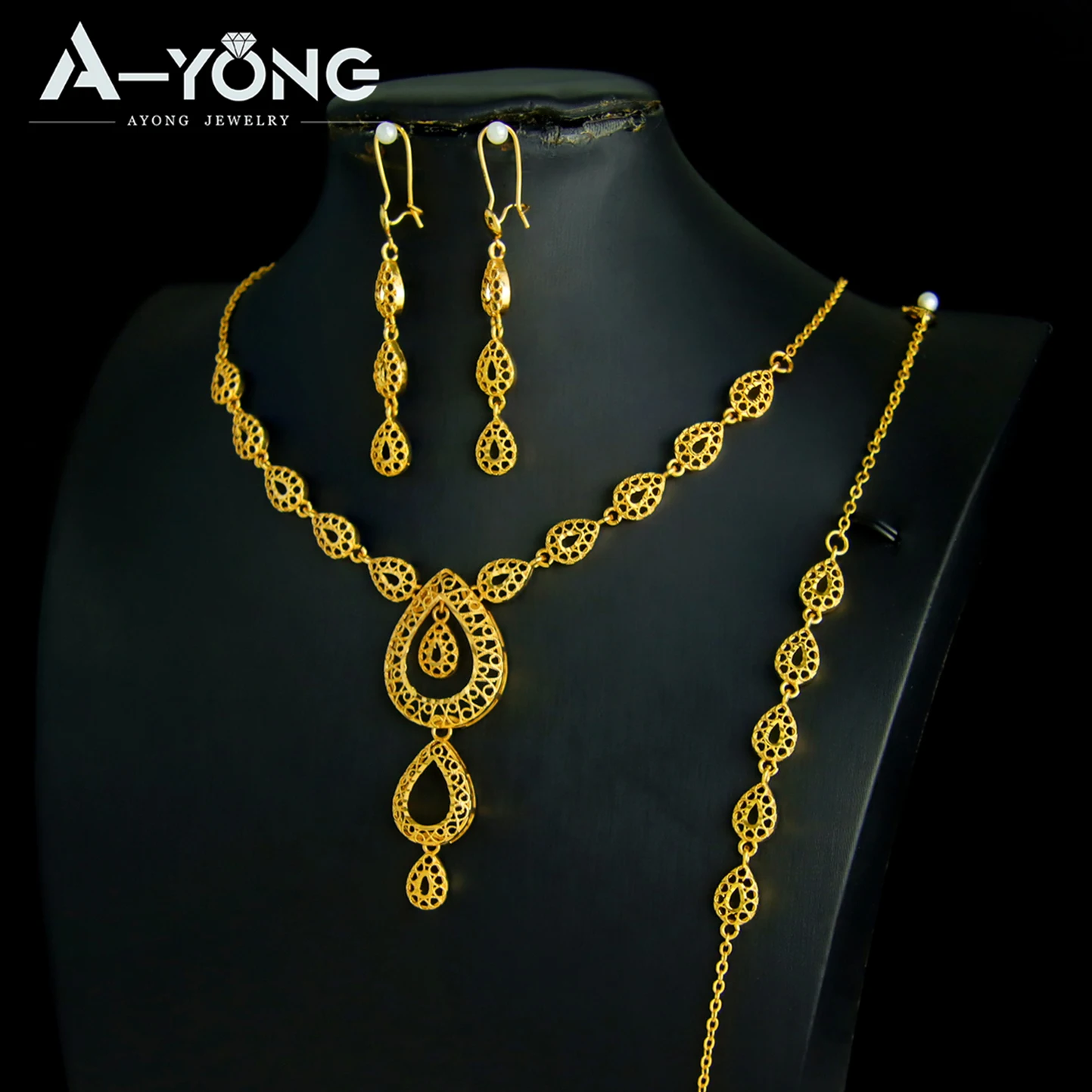 Luxury Dubai Wedding Jewelry Set 21k Gold Plated Arab Bridal Gold Necklace Bracelet Earrings Brazilian Women Vintage Jewelrys