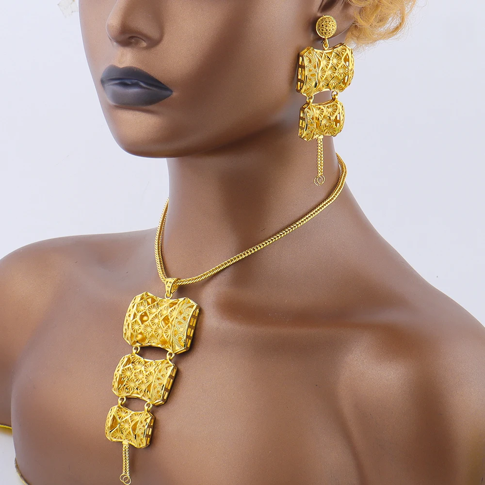 Elegant Exquisite Gold Plated Necklace Earrings 3Pcs Jewelry Set for Women Dubai Fashion Square Design Jewelry for Party Wedding