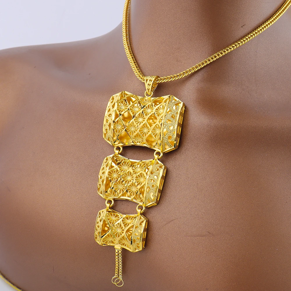 Elegant Exquisite Gold Plated Necklace Earrings 3Pcs Jewelry Set for Women Dubai Fashion Square Design Jewelry for Party Wedding