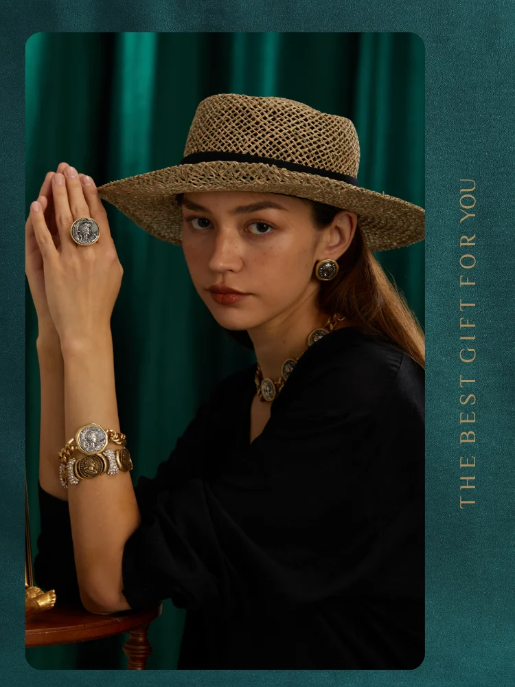 Vintage Copper Portrait Ancient Coins Round Wide Bangle Antique Jewelry Bracelets for Women Couple Wrist Retro Accessories New