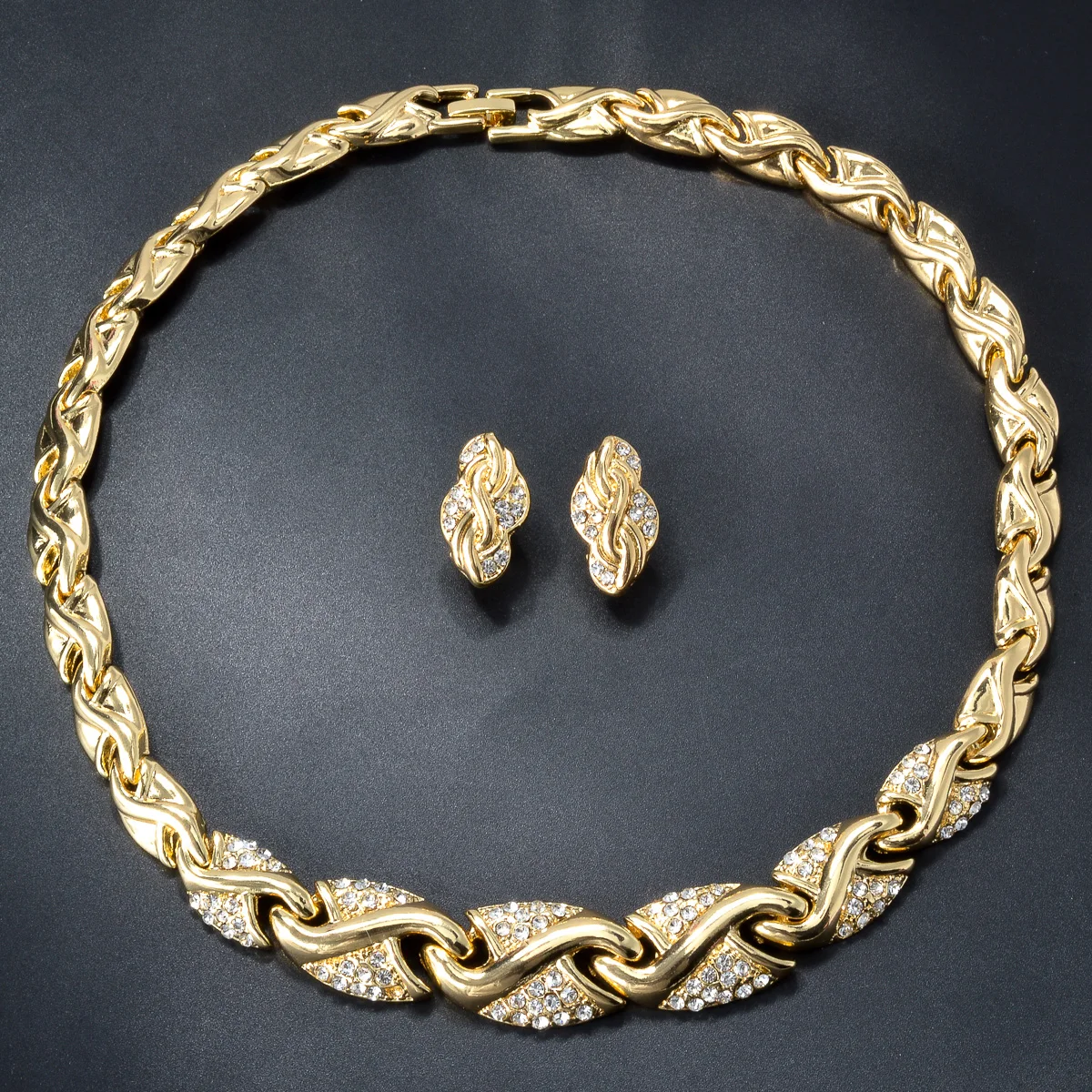 Dubai 18K Gold Plated Jewelry Set Women Luxurious Necklace Earrings Bracelet Ring 4pcs Bride Wedding Party Jewelry Set Gift