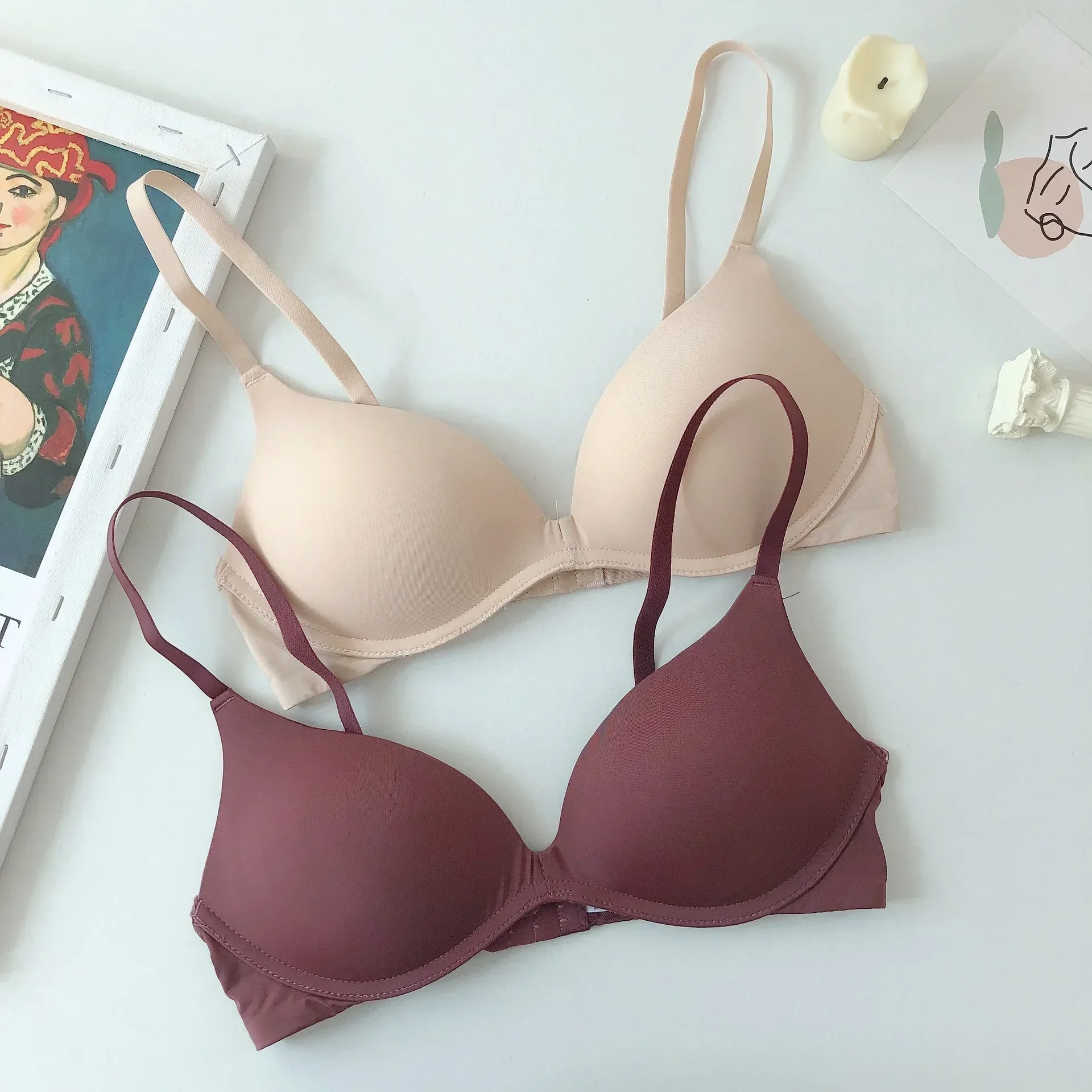 Bras for Women Seamless Backless Underwear Sexy Lingerie 3/4 Cup Bralette Top Wireless Brassiere Intimates Japanese Simple Bra