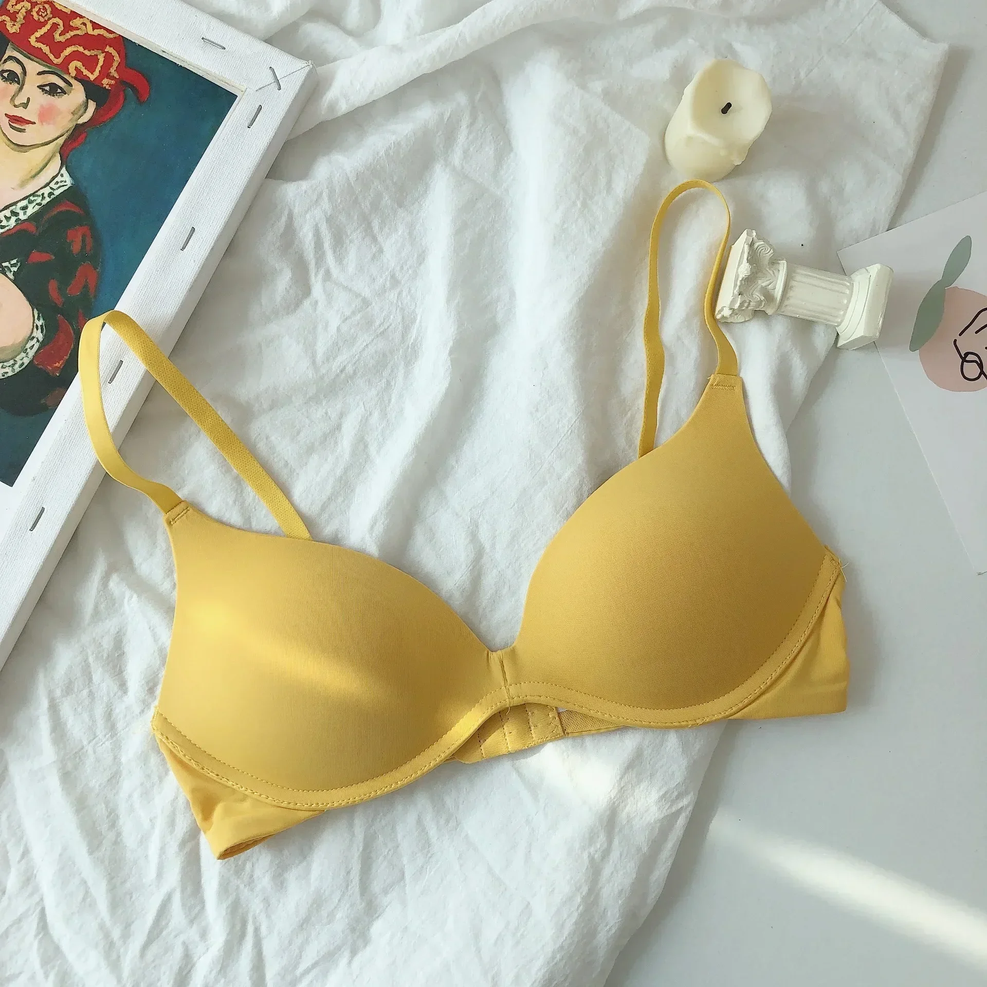 Bras for Women Seamless Backless Underwear Sexy Lingerie 3/4 Cup Bralette Top Wireless Brassiere Intimates Japanese Simple Bra