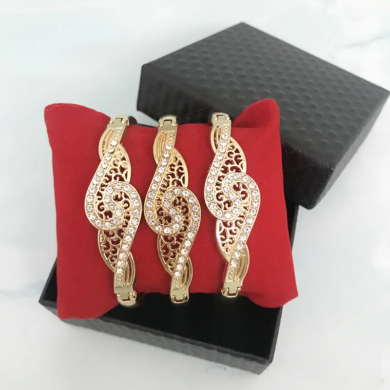 Zinc-alloy jewelry Lady side Open Female bracelet set with Austrian crystal Moroccan jewelry bracelet