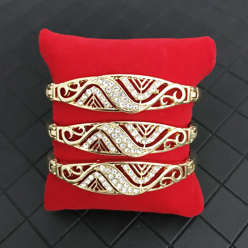 Zinc-alloy jewelry Lady side Open Female bracelet set with Austrian crystal Moroccan jewelry bracelet