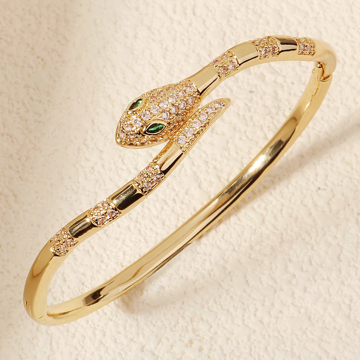 Golden Snake Nail Women's Bracelets European and American Stainless Steel Fashion Bangle Daily Jewelry Bracelet