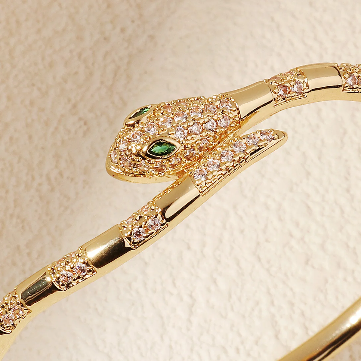 Golden Snake Nail Women's Bracelets European and American Stainless Steel Fashion Bangle Daily Jewelry Bracelet