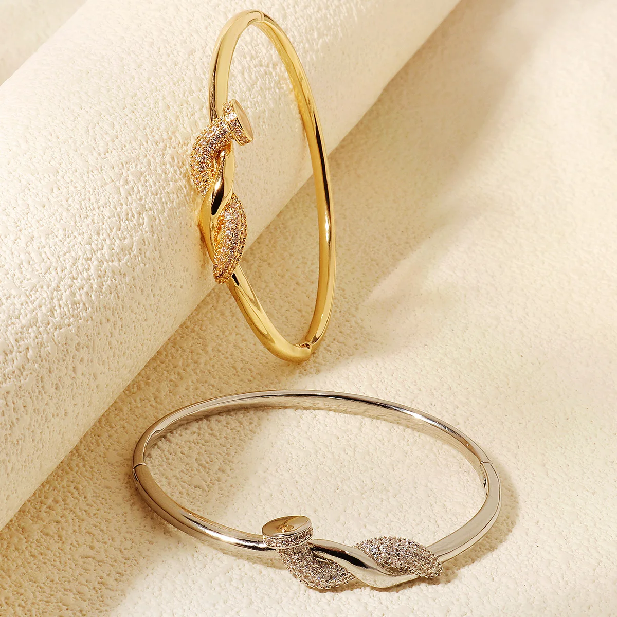 Golden Snake Nail Women's Bracelets European and American Stainless Steel Fashion Bangle Daily Jewelry Bracelet