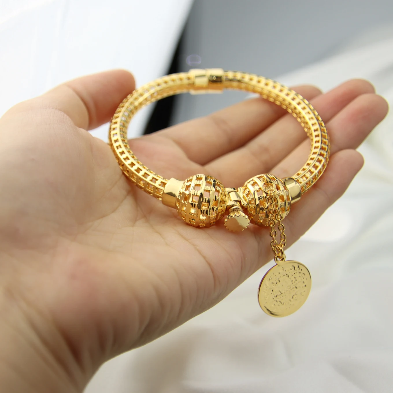 Saudi Gold Color Coins Bracelet 21k Gold Plated Turkish Cuff Bangles Dubai Ethiopian Nigeria Women Wedding Party Jewelry Gifts