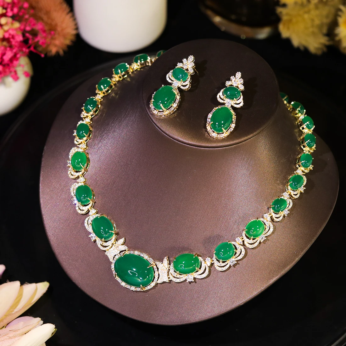Sparkling Green Agate Women's Jewelry Set - Necklace And Earrings for Wedding Dress Banquet Party Accessory Birthday Gift
