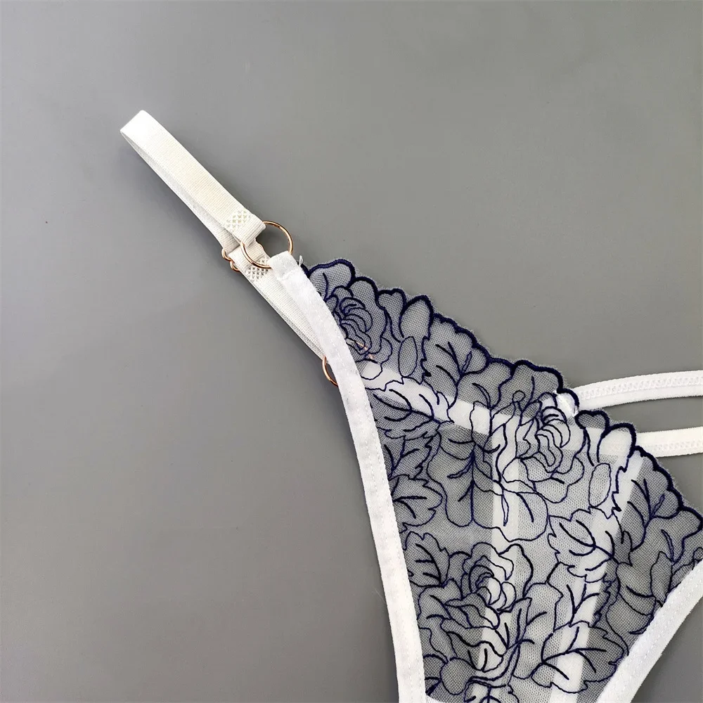 3pcs Sexy Adjustable T-Back Lace Panties Sheer Hollow-Out V-Shaped Women's Thong for Bodycon Outfits & Special Occasions