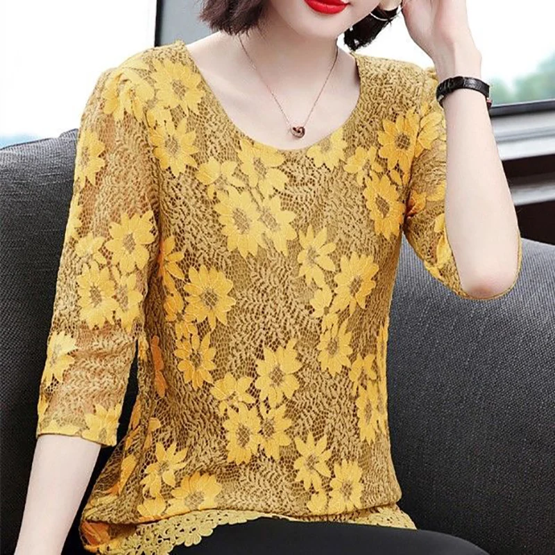Women Spring Summer Style Lace Blouses Shirts Lady Casual Half Sleeve Flower Printed Lace Blusas Tops ZZ0333