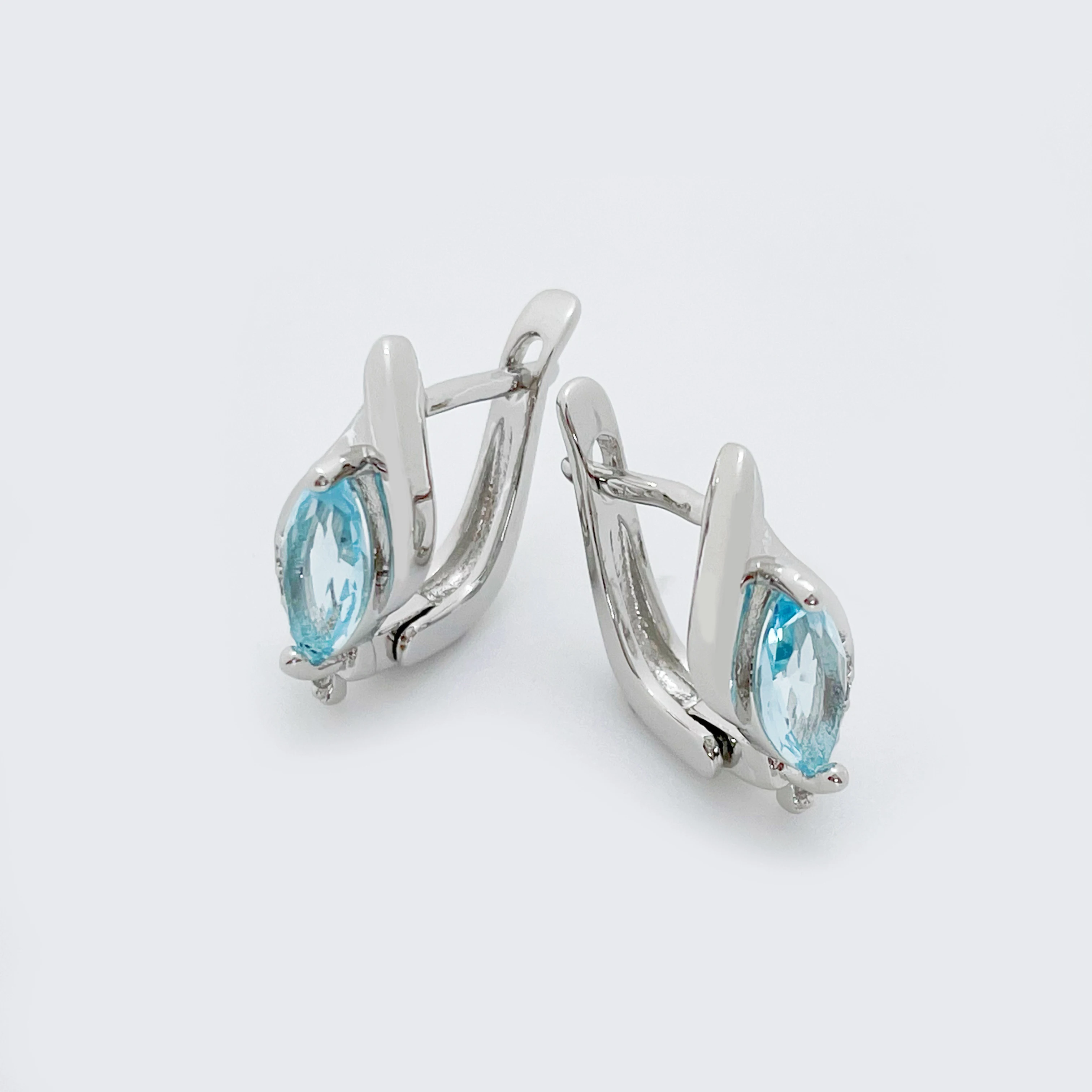 Fashion Exclusive 585 Rose Gold/Rhodium Light Blue Natural Zircon Jewelry Beautiful Bride Delicate Unique Earrings