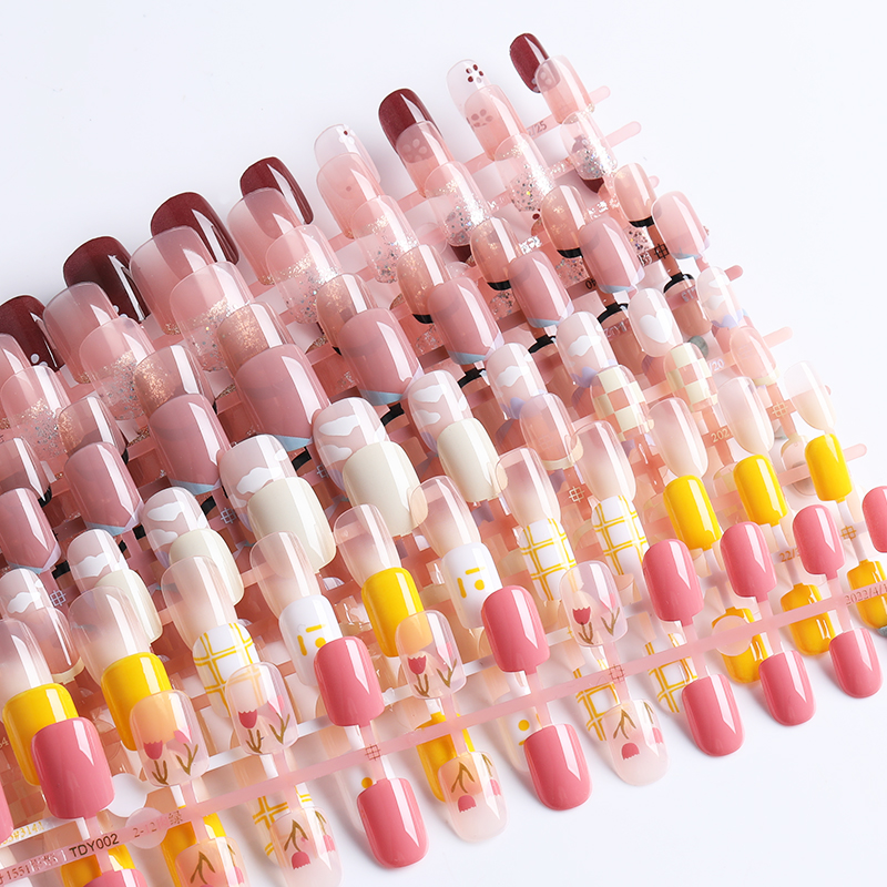 24pcs Sweet Summer Fake Nails Patches Pink Glitter Nude Press on Nails Women Wearable Nail Art Stickers Full Finished False Nail 24pcs Sweet Summer Fake Nails Patches Pink Glitter Nude Press on Nails Women Wearable Nail Art Stickers Full Finished False Nail