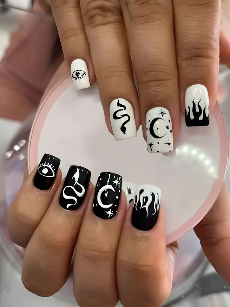 24 Pcs Short Flat Press On Nails Black Animal Pattern Fake Nails Pink Gradient French Style Artificial Finger Manicure For Women